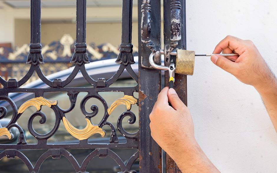 résolu serrurier ouverture de porte Bondy